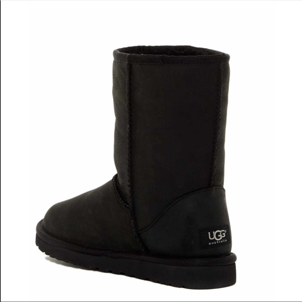 UGG classic leather boots black NEW - Picture 2 of 6